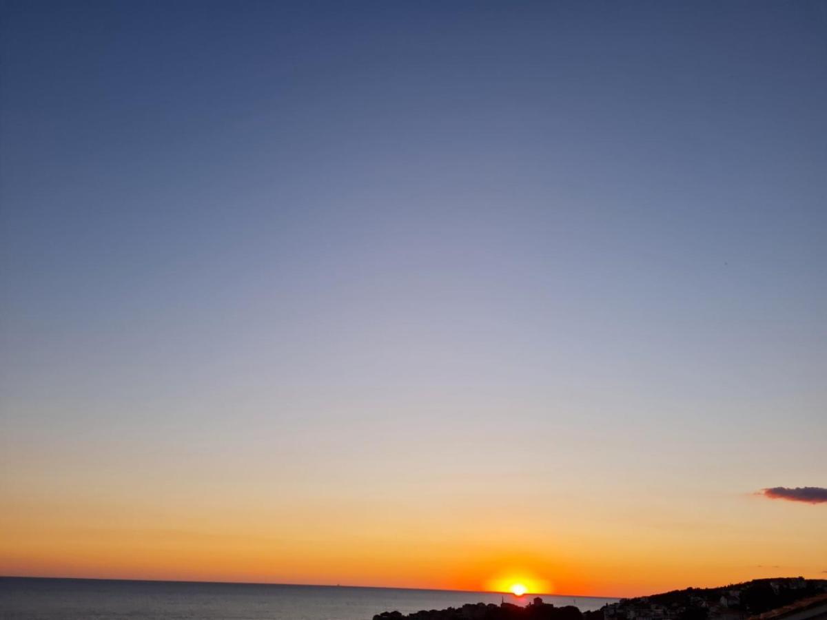 Holiday Home Kite House Ulcinj Bagian luar foto